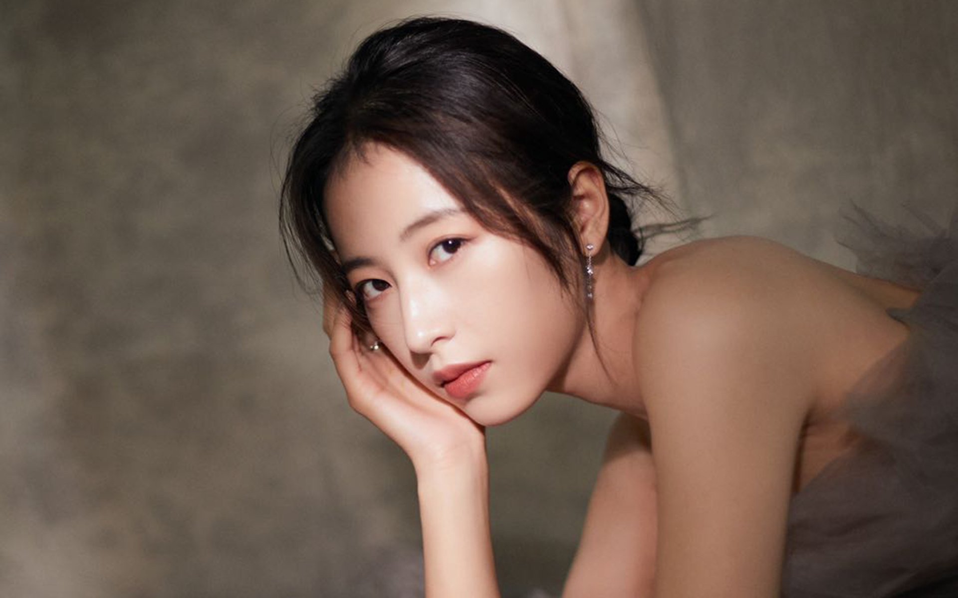 fb体育赛事平台-自由泳冲刺朝鲜展现速度优势波兰男队自由泳展现强劲爆发力